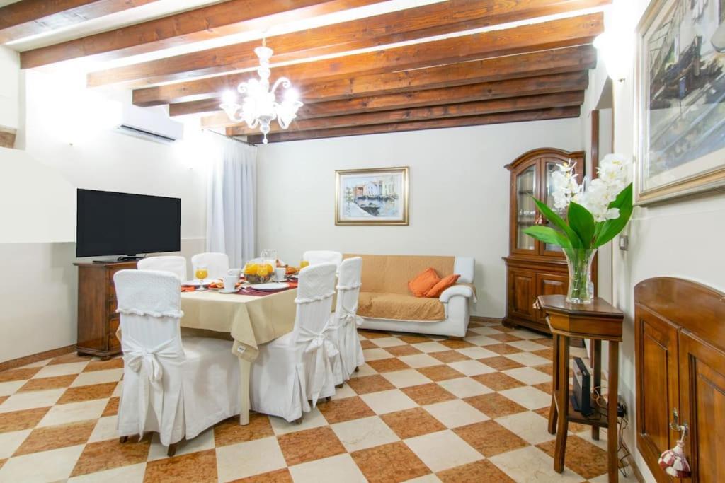Residence Alma - Rialto Bridge Венеция Экстерьер фото